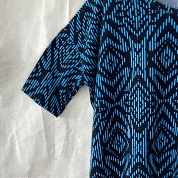 Lularoe woman’s medium large pullover top blouse - Picture 5 of 8
